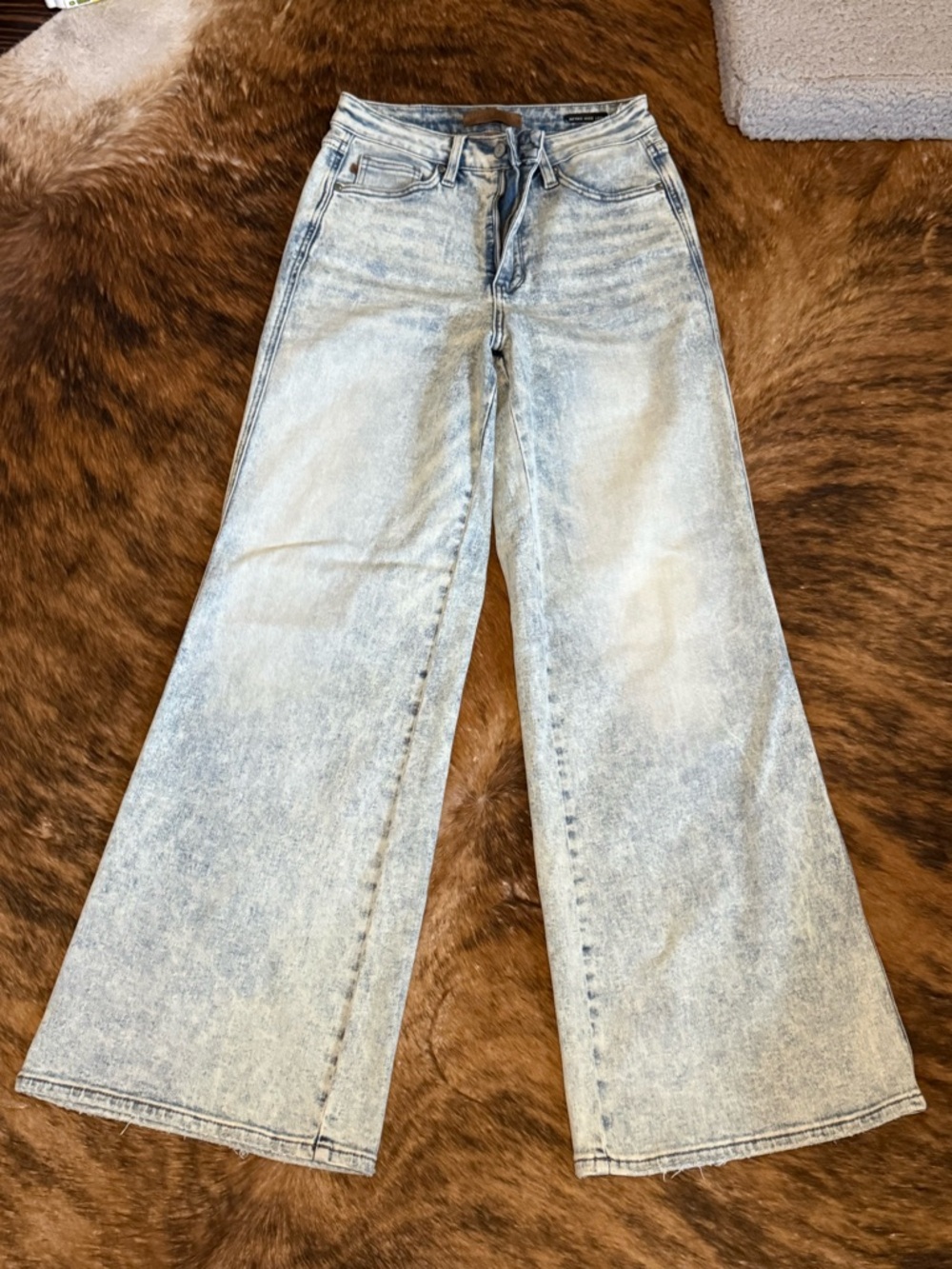 Judy Blue Retro Wide Leg